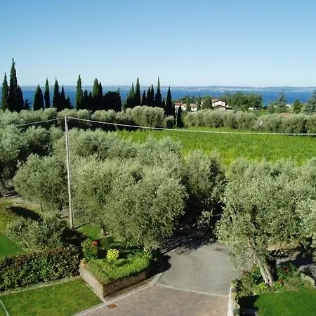 Bed & Breakfast La Zerla 4*
