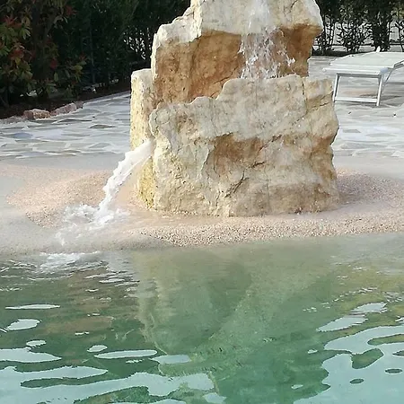 La Zerla Bed and Breakfast Μπαρντολίνο